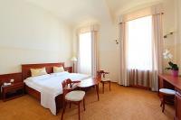 Anna Grand Hotel akciós szobája félpanzióval Balatonfüreden