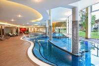 Azúr Prémium Hotel Siófokon nagy wellness részleggel a Balaton partján Azúr Prémium Hotel Siófokon nagy wellness részleggel a Balaton partján
