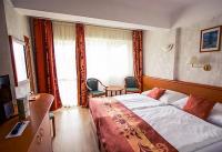 Hotel Panoráma*** - elegáns szobák panorámás kilátással a Balatonra Hotel Panoráma*** - elegáns szobák panorámás kilátással a Balatonra