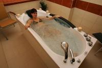 Hydromasszázs a mezőkövesdi Balneo Termál Hotelben wellness hétvégére Hydromasszázs a mezőkövesdi Balneo Termál Hotelben wellness hétvégére