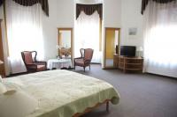 Szabad szoba Zalaszentgróton a Corvinus Hotelben wellness hétvégére Szabad szoba Zalaszentgróton a Corvinus Hotelben wellness hétvégére