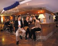 Carbona Hotel Hévíz - bár - Termál Hotel hévizi gyógyfürdő közelében Carbona Hotel Hévíz - bár - Termál Hotel hévizi gyógyfürdő közelében
