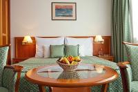 Hévízi apartmanok - Akciós félpanziós Hotel Palace Hévíz Hévízi apartmanok - Akciós félpanziós Hotel Palace Hévíz