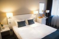 4* megfizethető szabad kétágyas szoba Siófokon a Hotel Azúrban 4* megfizethető szabad kétágyas szoba Siófokon a Hotel Azúrban